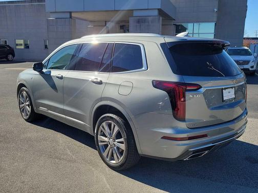 2023 Cadillac XT6 Premium Luxury AWD