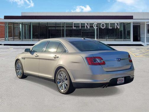 Ingot Silver Metallic 2011 Ford Taurus Limited