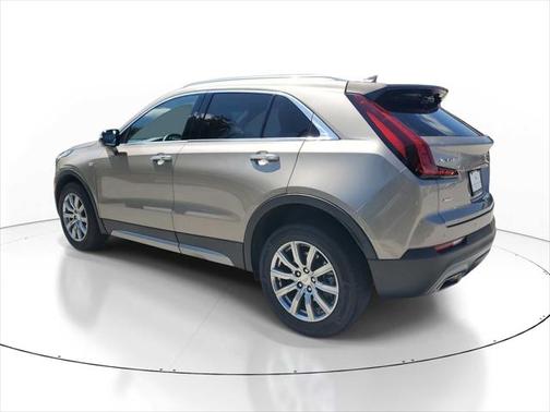 2022 Cadillac XT4 Premium Luxury