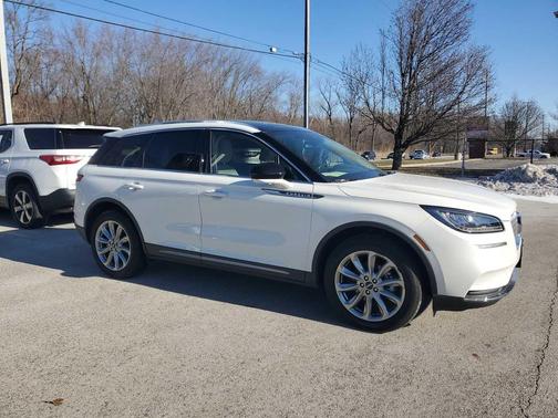 2022 Lincoln Corsair Standard