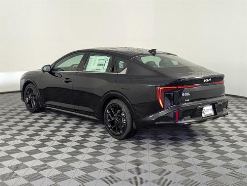 2025 Kia K4 GT-Line Turbo