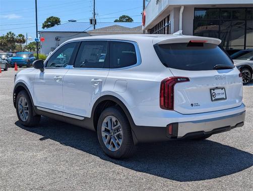 2025 Kia Telluride LX