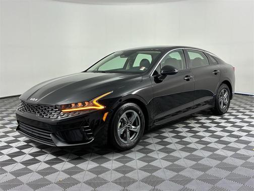 2022 Kia K5 LX