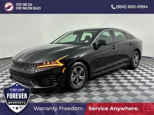 2022 Kia K5 LX
