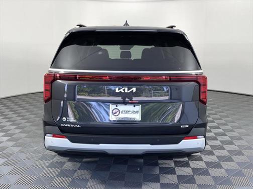 2025 Kia Carnival Hybrid EX