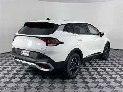 2025 Kia Sportage Hybrid LX