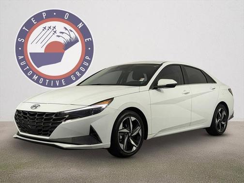 2022 Hyundai ELANTRA Limited