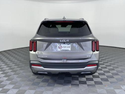 2025 Kia Sorento Hybrid EX