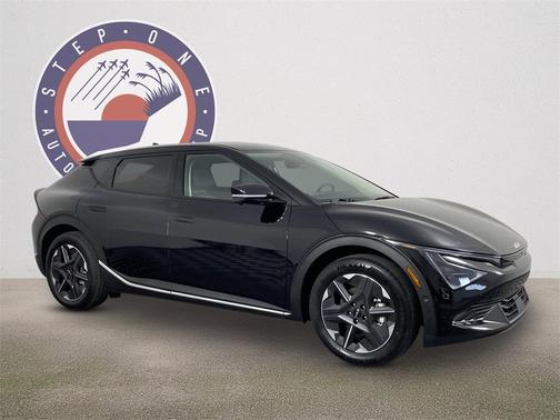 2025 Kia EV6 Light Long Range