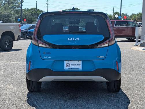 2023 Kia Soul EX