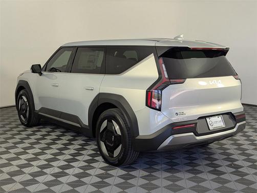 2026 Kia EV9 Light Long Range