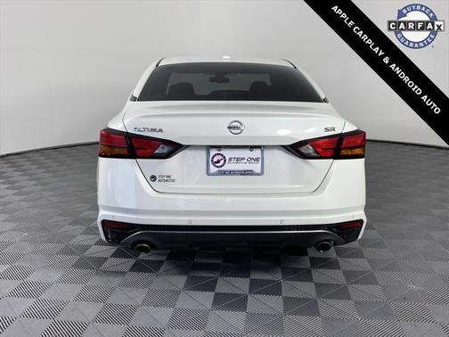 2020 Nissan Altima SR FWD