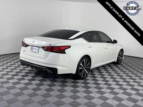 2020 Nissan Altima SR FWD