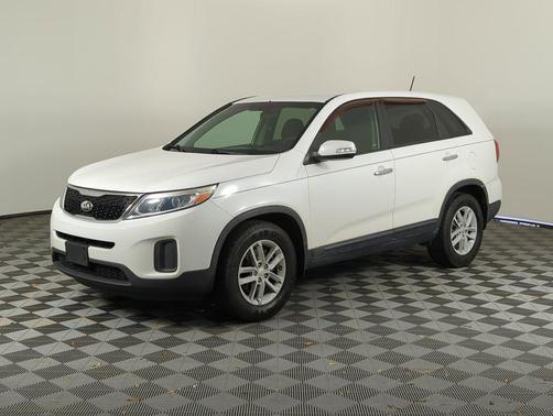 Snow White Pearl 2014 Kia Sorento LX