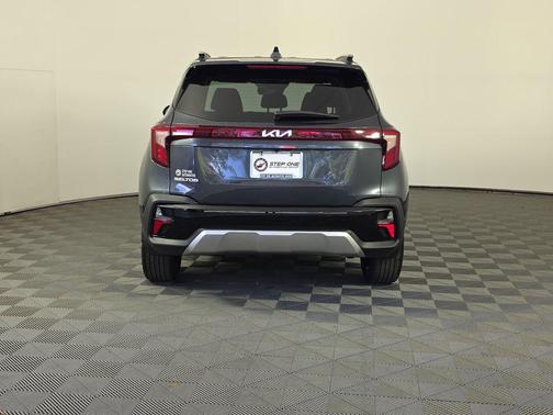 Gravity Gray 2026 Kia Seltos EX