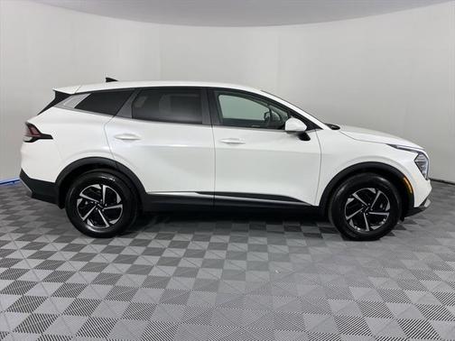 2025 Kia Sportage Hybrid LX