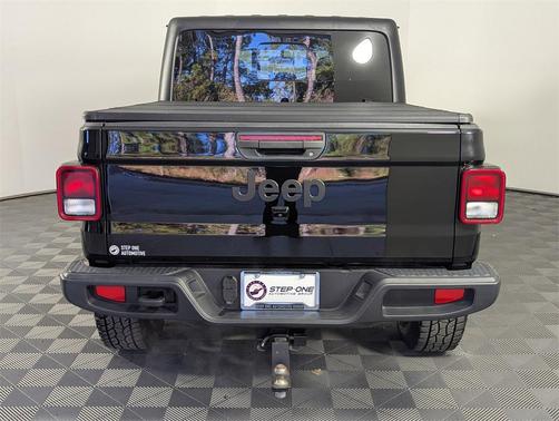 2022 Jeep Gladiator Altitude 4x4