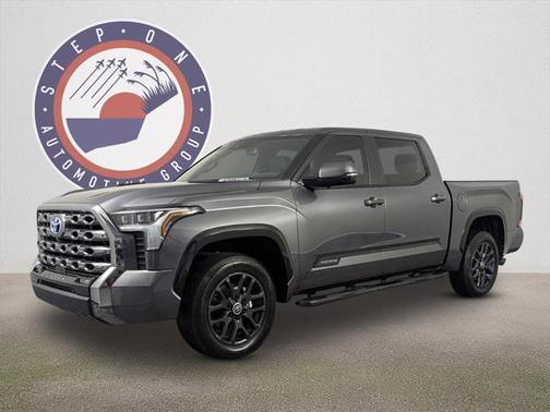 2024 Toyota Tundra Hybrid Platinum