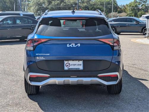 2025 Kia Sportage EX