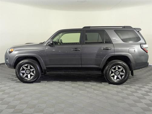 2022 Toyota 4Runner TRD Off Road
