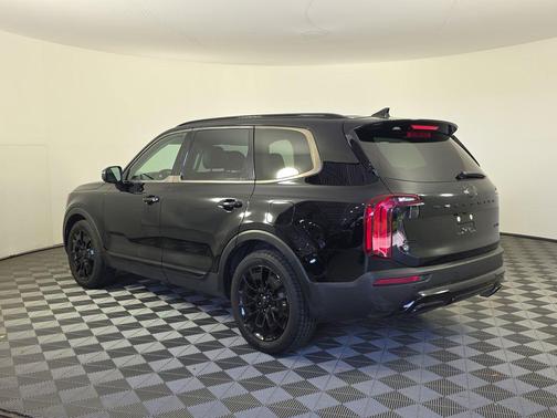 Ebony Black 2021 Kia Telluride EX