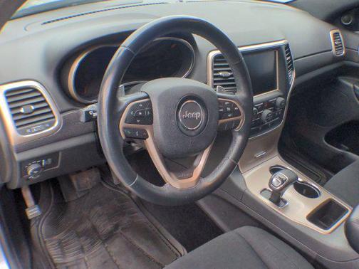 Billet Silver Metallic Clearcoat 2015 Jeep Grand Cherokee Laredo