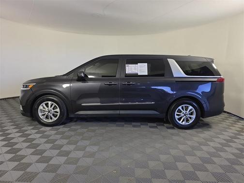 2022 Kia Carnival LXS