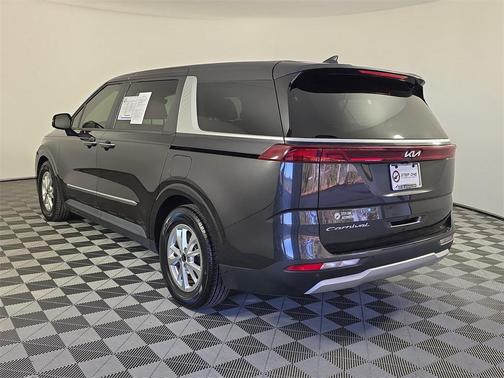 2022 Kia Carnival LXS