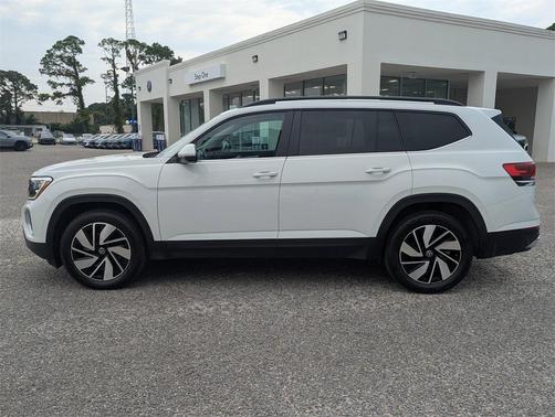 2024 Volkswagen Atlas 2.0T SE w/Technology 4MOTION