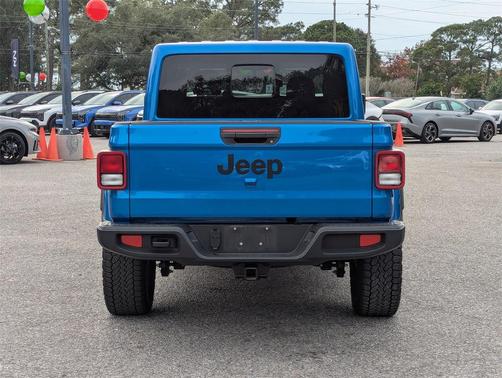 2024 Jeep Gladiator Nighthawk