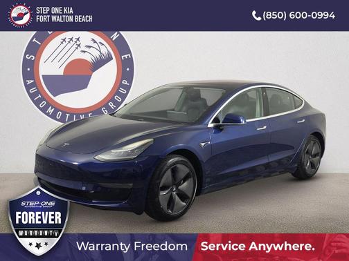 Deep Blue Metallic 2018 Tesla Model 3 Long Range