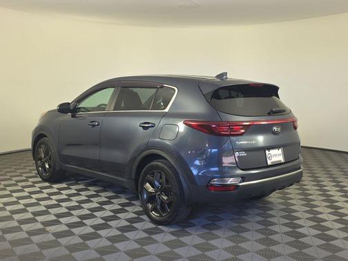 Pacific Blue 2022 Kia Sportage LX