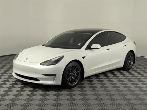 2021 Tesla Model 3 Standard Range Plus