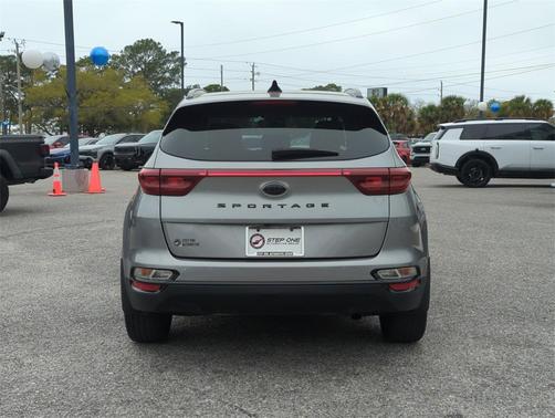 2022 Kia Sportage S