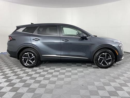 2025 Kia Sportage Hybrid LX