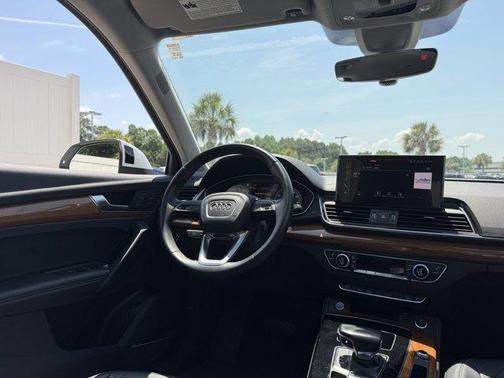 2023 Audi Q5 45 S line Premium Plus