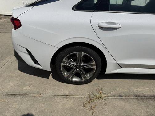 2023 Kia K5 EX
