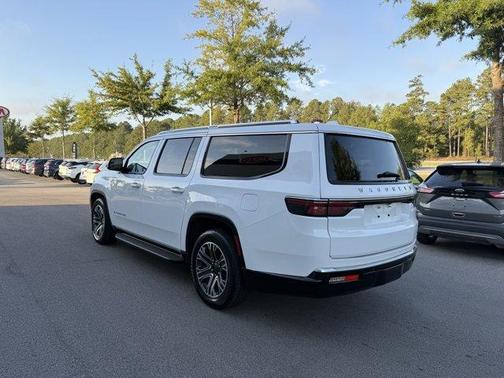 2023 Jeep Wagoneer L Series II