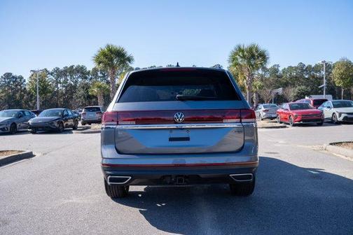 2024 Volkswagen Atlas 2.0T SE