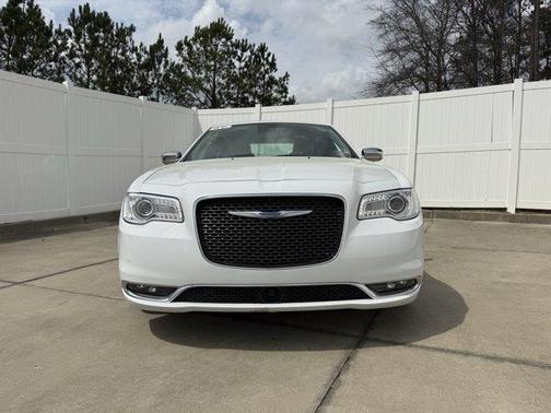 2018 Chrysler 300 Limited