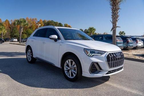 2024 Audi Q3 45 S line Premium