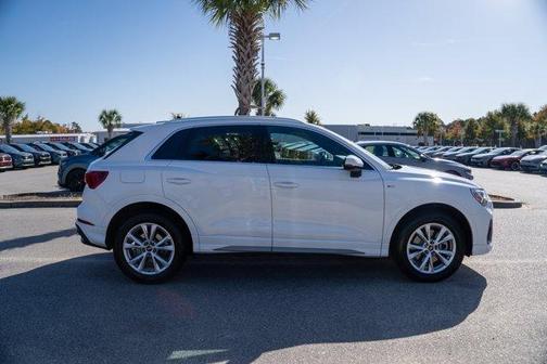 2024 Audi Q3 45 S line Premium