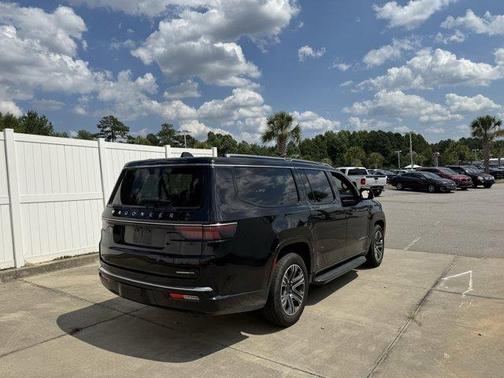 2023 Jeep Wagoneer L Series II