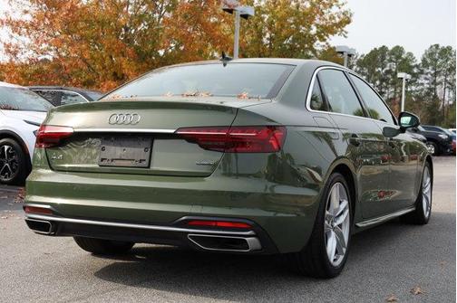 2024 Audi A4 45 S line quattro Premium