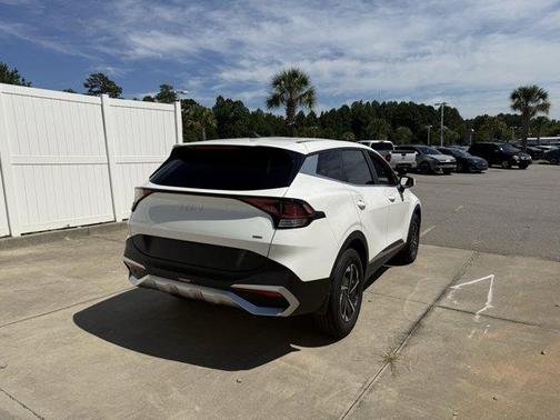 2023 Kia Sportage Hybrid LX