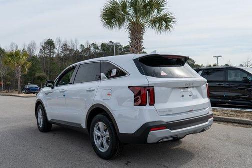 Glacial White Pearl 2026 Kia Sorento LX