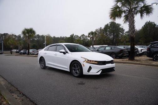 2022 Kia K5 LX