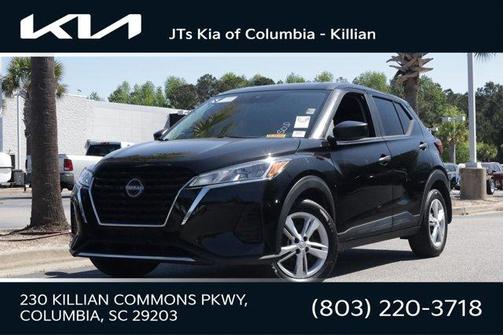 Super Black 2024 Nissan Kicks S