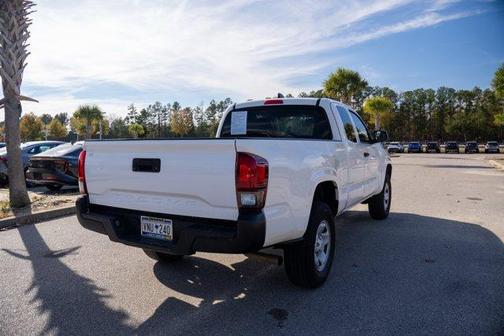 2022 Toyota Tacoma SR