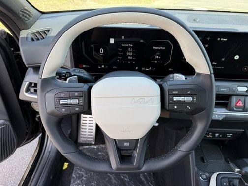 2025 Kia K4 GT-Line Turbo